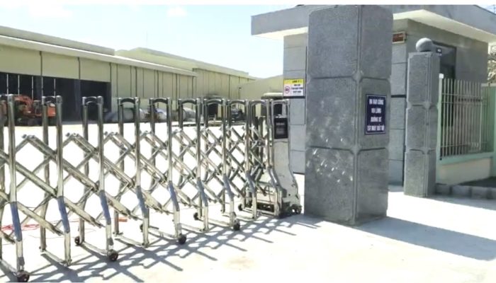 Thi công cổng xếp inox tự động tại An Khê – Gia Lai